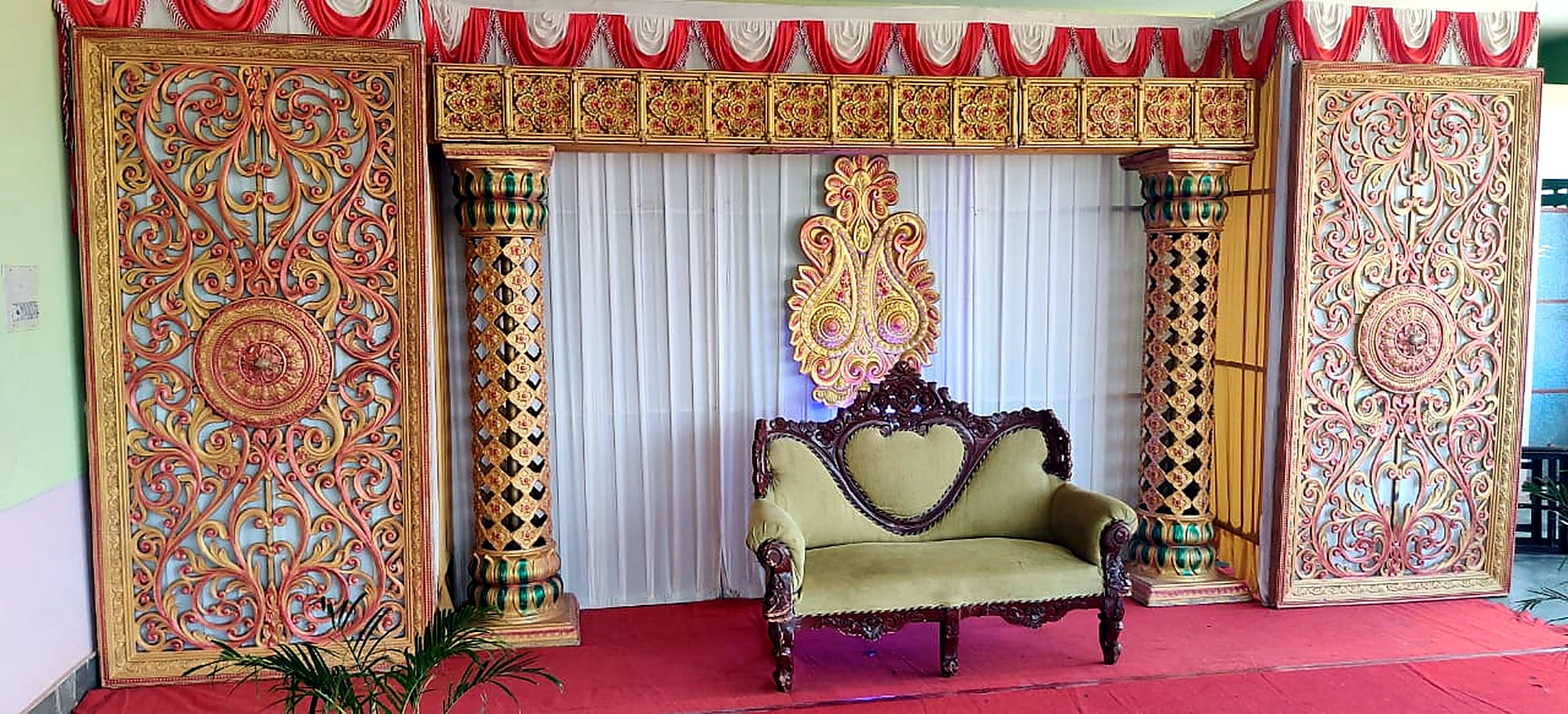 Traditional Stage